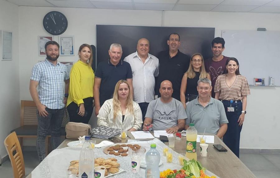 اتفاقية عمل جماعة في مصنع 